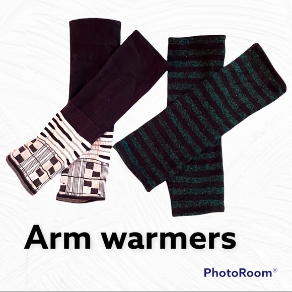 🌟 🌟Two pairs of arm warmers, fun and function combined 🌟🌟 - Picture 1 of 6